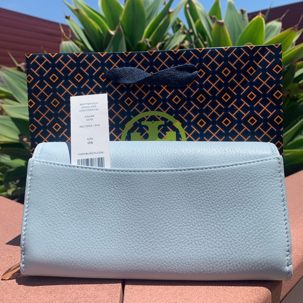 Tory Burch Britten Dup Leather Envelope Wallet - Picture 5 of 8